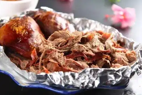 山丹丹美食村出烧烤啦🔊 地址:神木市麟州街北关商住楼 - 美篇