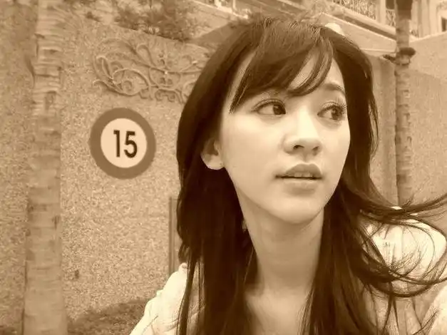 女海王!绿茶!这一次,插嘴闺蜜夫妻打电话的陈意涵,不再被宽容