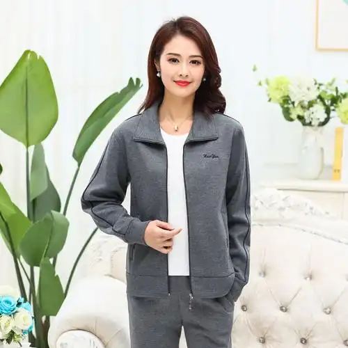 女中年人休闲装晨练服新款两件套季宽松码中老年运动服套装妈妈装