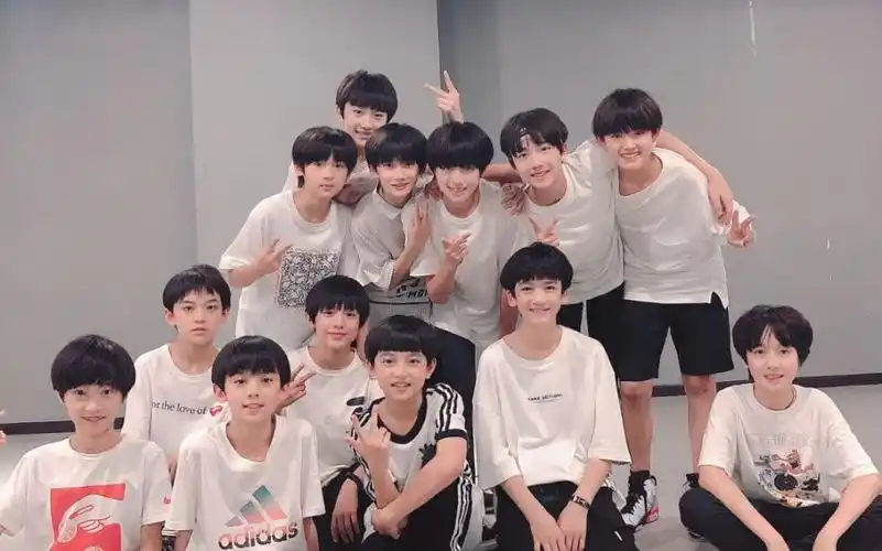 [tf三代]《年轻的战场》三代全员四次合集,这首应该算是孩子们的战歌