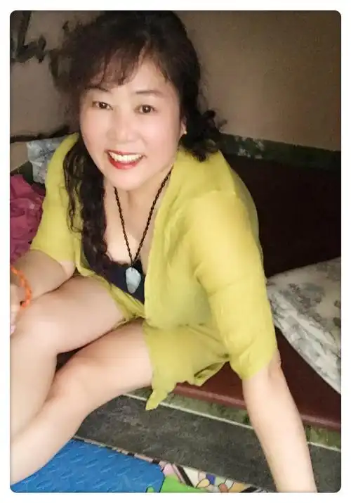 三姐妹洗浴休闲2019年庆三八