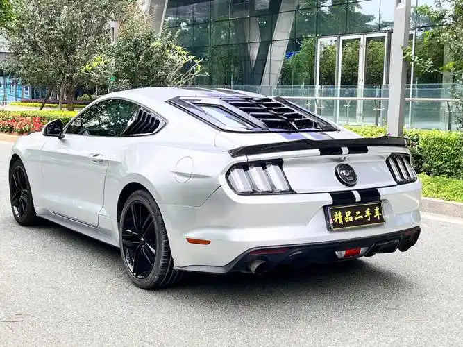 拿下15年5月上牌,福特野马(中规)15款50周年纪念版,6万公里,车况精品