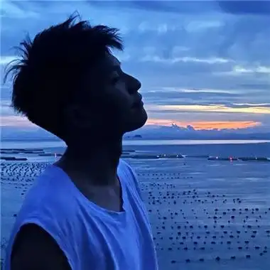 大气又阳光 开朗阳光的男头合集_男生头像_头像大全_抖音头像_微信