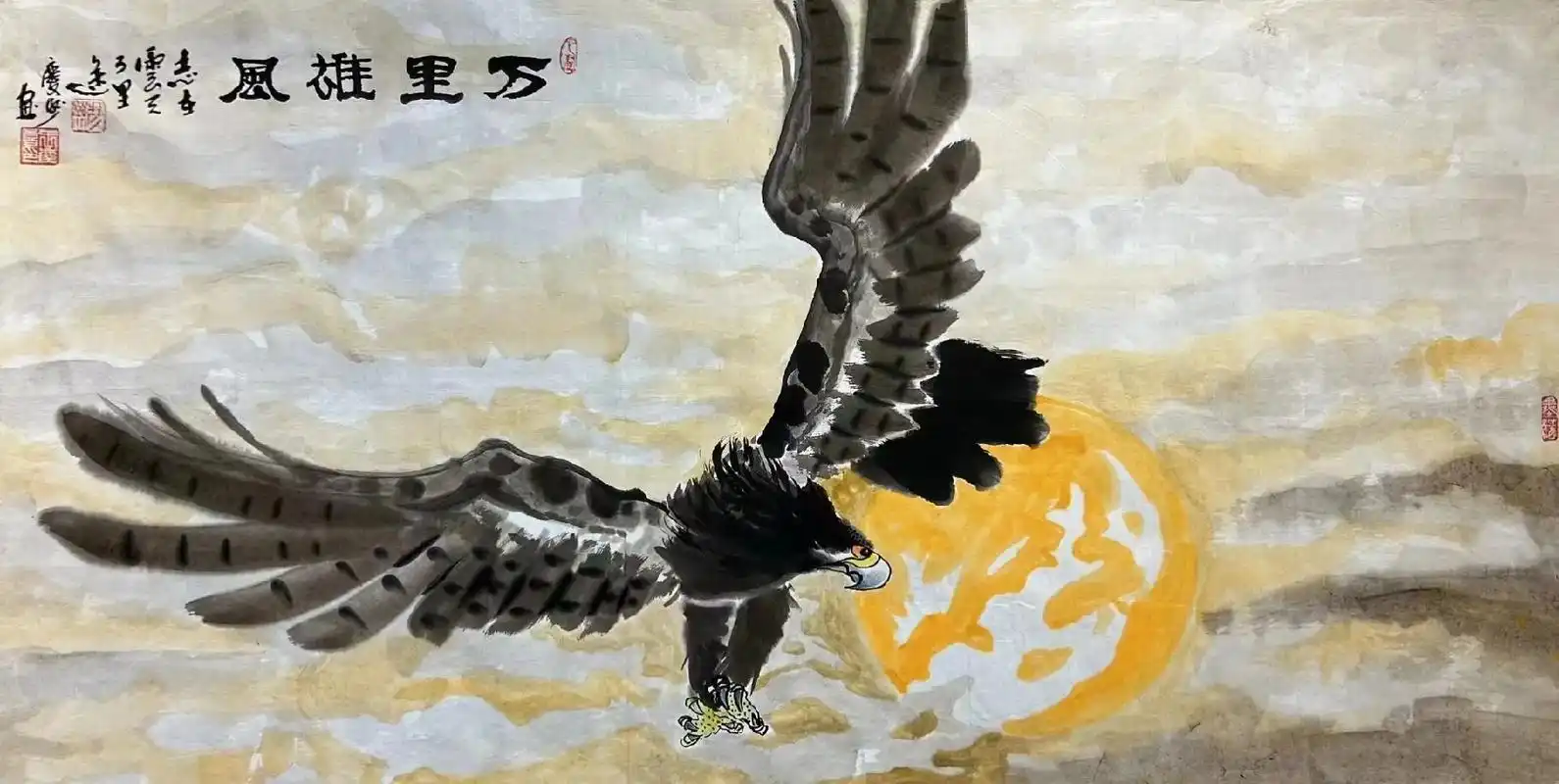 当代画鹰第一人王庆熙作品欣赏.王庆熙的鹰,既有潘天寿的韵,又 - 抖音