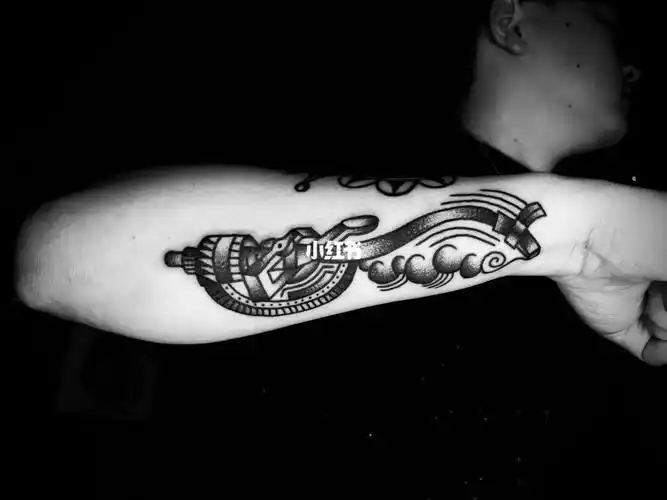 hiphop纹身传奇黑胶唱机