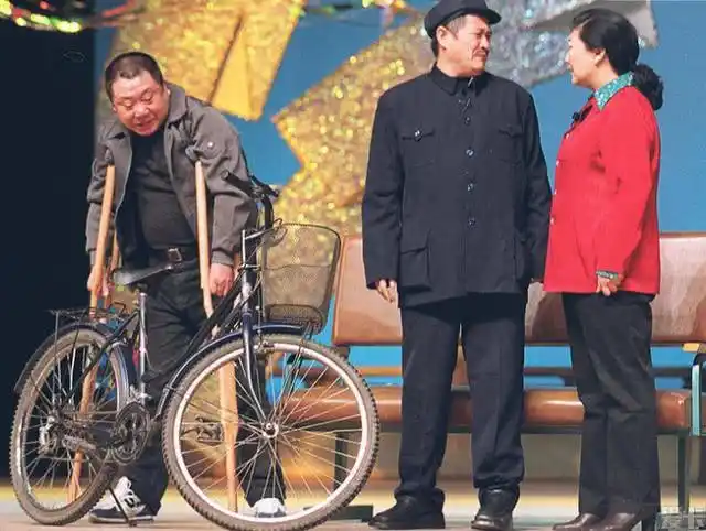 赵本山和范伟"分道扬镳"15年,真相没你想的那么简单