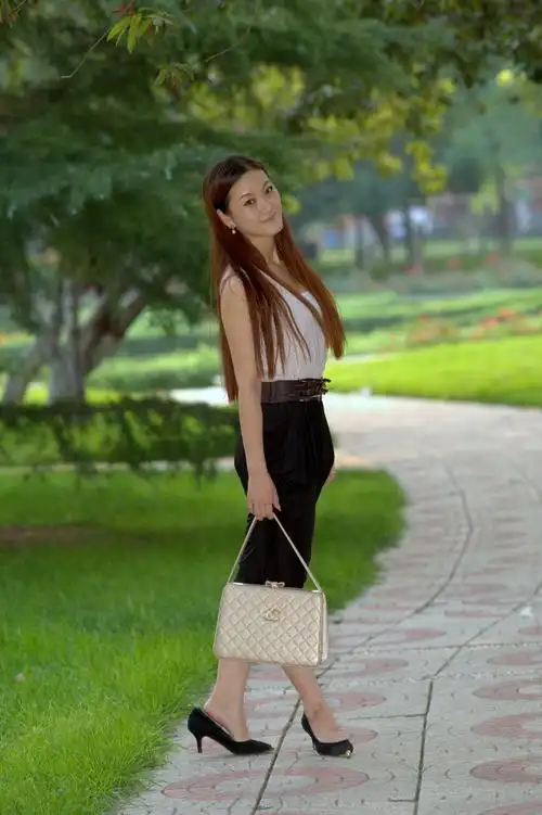 【蔡司135外拍美女】-石家庄论坛-zol中关村在线