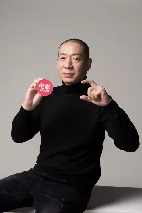 中年油腻男开了个花丨二手玫瑰梁龙专访