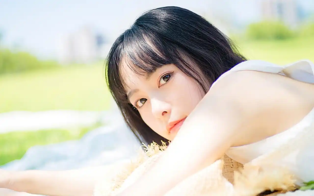 清新治愈系美女唯美户外写真电脑壁纸高清大图预览1920x1200_美女壁纸