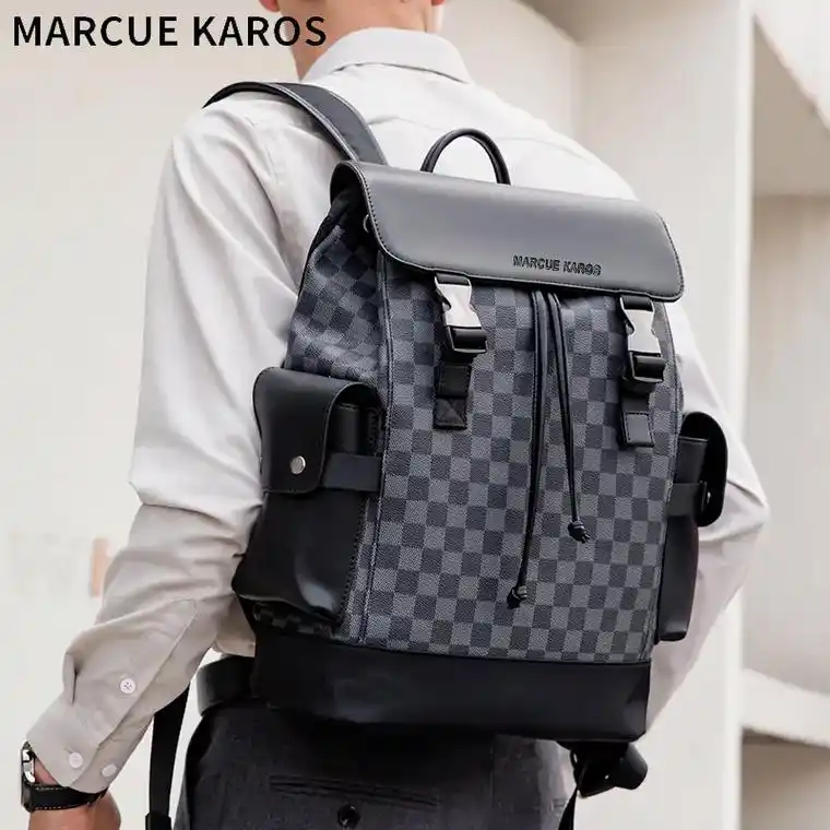 这款marcuekaros真皮双肩包,轻奢时尚,商务休闲旅行 - 抖音