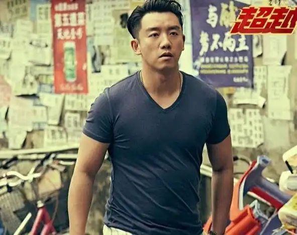 看了张艺谋对郑恺的评价,才对他刮目相看,原来王家卫没看走眼