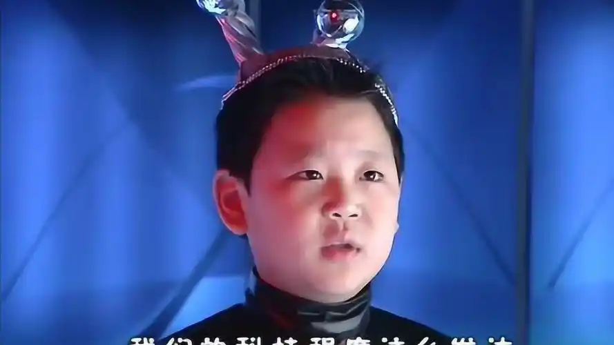 快乐星球面对黑暗星球的攻击老顽童爷爷面露担心这可怎么好