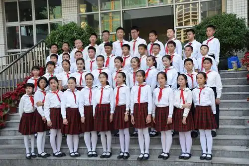 海旺学校 六年级(5)班毕业照花絮