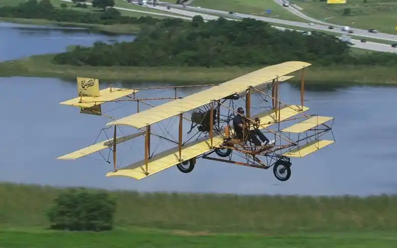 1911柯蒂斯双翼机 高清飞行摄影
