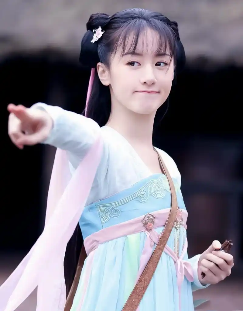 古装小机灵袁冰妍,怎么生的如此美,这颜值真的逆天,公主本人吧