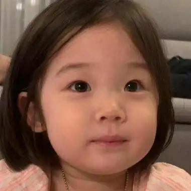 qq头像萌娃小女孩闺蜜