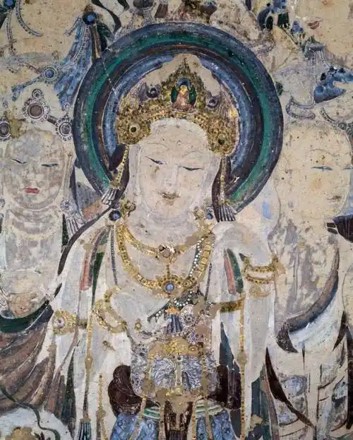 敦煌莫高窟,中国艺术的瑰宝,融汇了中国古代壁画的精髓_西北_西域