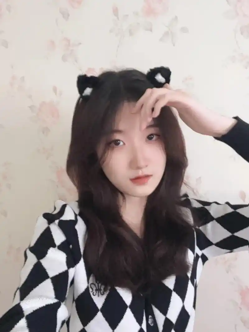 9.9的猫耳朵可太香了#分享照片 #小年快乐 - 抖音