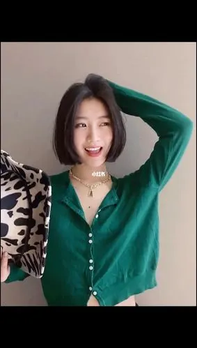 清爽少女短发60减龄蓬松不用打理的发型