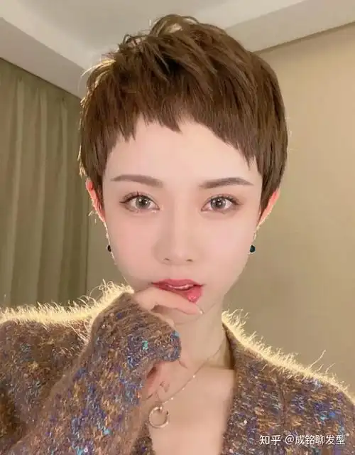 剪完不会后悔的10种爆款短发,时尚减龄不张扬,每一种都好看 - 知乎