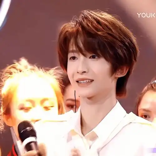 刘宇摘面具我能看一万年#蒙面舞王  太美了