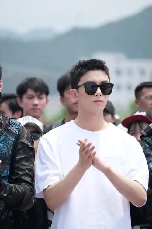 吴磊全球后援会