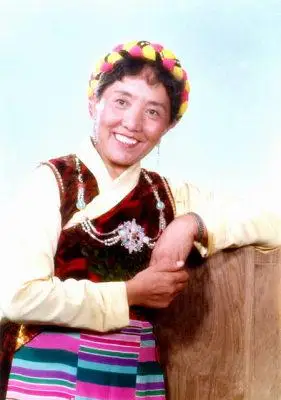 首唱常留柱,昌都著名民歌演唱家雍西,著名藏族歌唱家才旦卓玛等都演唱