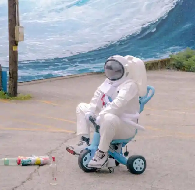 头像|最新很火的宇航员来了