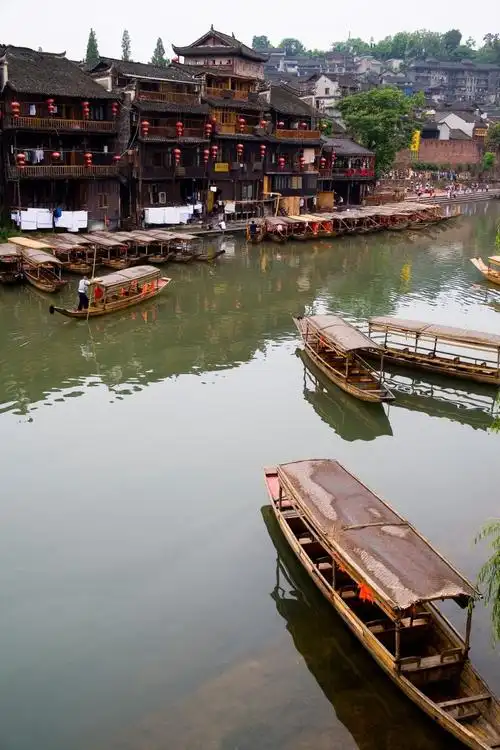 图片大全 城市旅游 湖南省凤凰古城图片(47张) > 湖南省凤凰古城图片