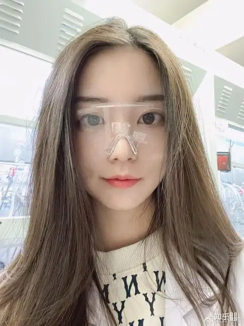 真的有那种素颜都特别好看的普通人吗