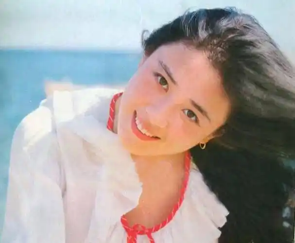 44岁傅艺伟近照(55岁傅艺伟近照曝光)