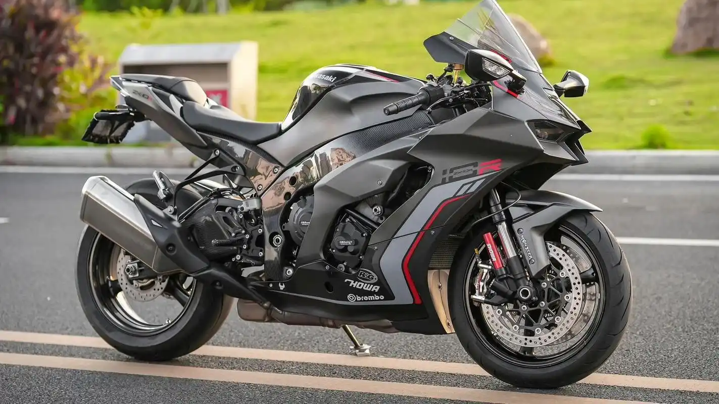川崎大牛 品牌:川崎(大贸) 车型:ninja02zx-10r 年份:2021.