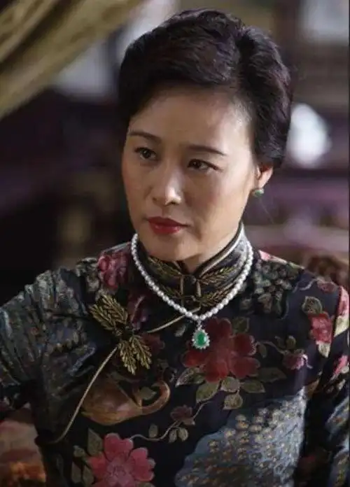 我的前半生miss吴的扮演者邬君梅短短几集为什么这么深得人心