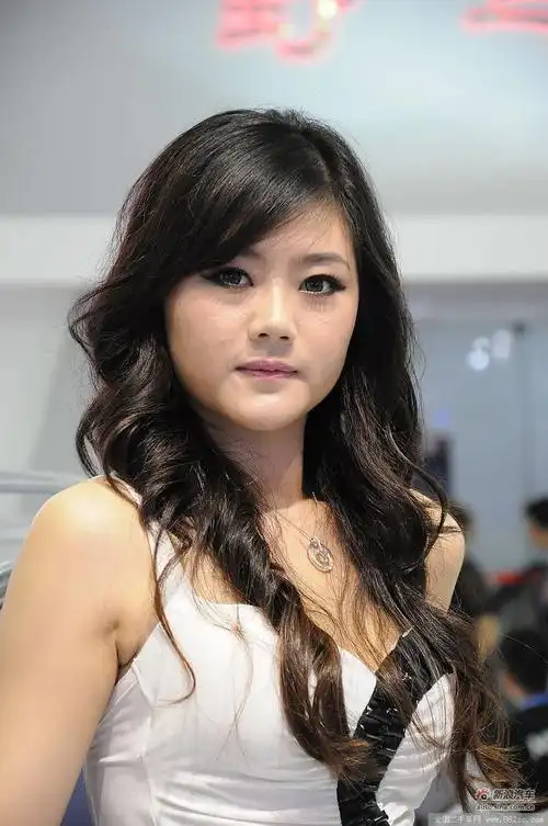2011年成都车展79号车模_4_香车美女_伯乐二手车网