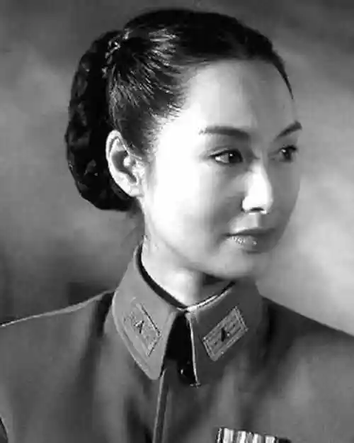 几位演特务好看的女演员哪个演得最狠