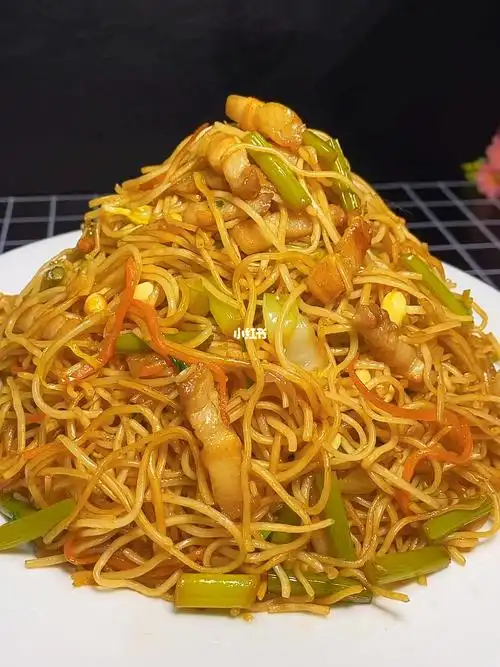 肉炒卤面这样做太好吃了