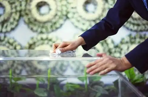 江西西山万寿陵园:"神秘"的丧葬从业者_殡葬