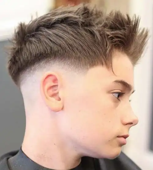 小男孩时尚短发 儿童阳光帅气短发发型_儿童发型 - 美发站