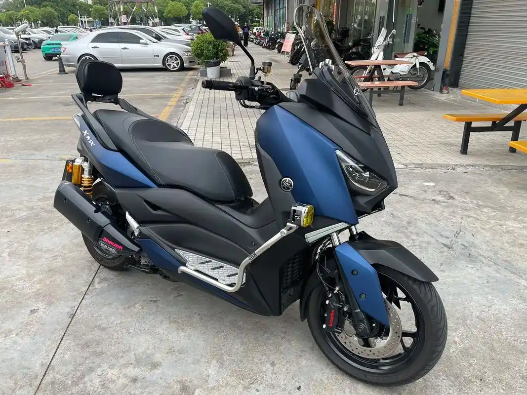 雅马哈xmax300.#关注我圆你机车梦 #踏板 #爱摩托爱 - 抖音