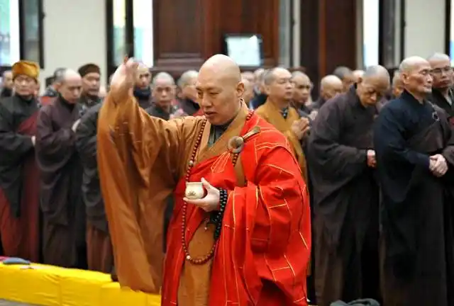 "住持"与"方丈"到底有何不同?谁的权利更大一点?_寺庙