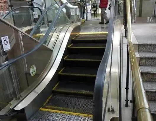 世界上最短的电梯,高度83厘米,简直是来"卖萌"的!