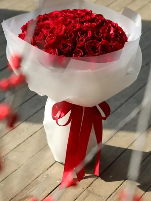 红玫瑰花束图片大全