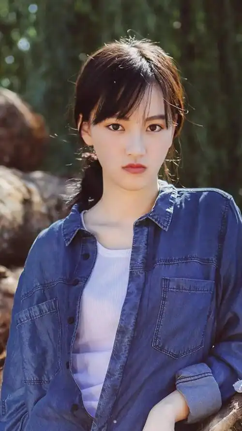 赏色| 黄灿灿文艺写真