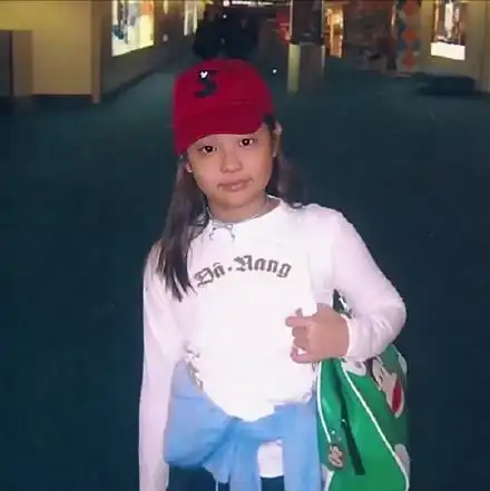 在纪录片中公开的blackpink成员们童年照,每一个小天使都是从小可爱到