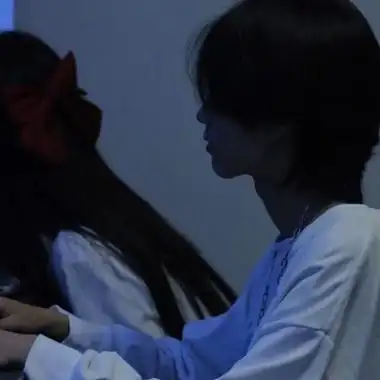 意境不露脸的双人幸福情侣头像