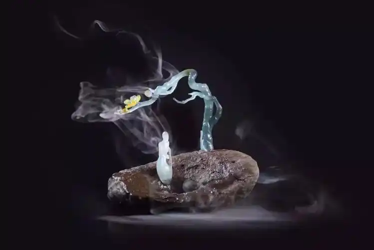 作品欣赏:禅意玉雕阐述着中式的禅佛意境,一种文人气质与自然艺术的