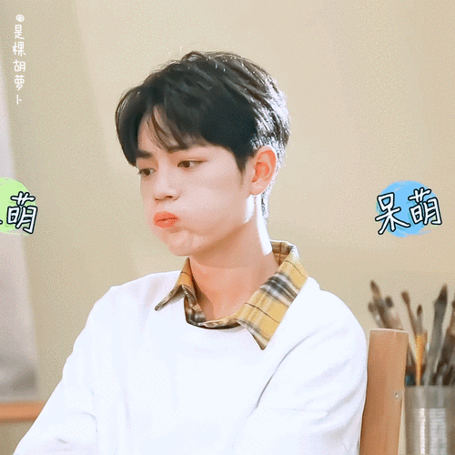 肖战被央视表扬!黑通稿却抹掉肖战捐款和一群人的揪心与努力?