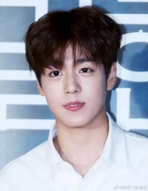 李玹雨也举铁了