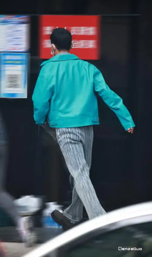 罗晋天下长河##罗晋旷野之境#背影总是很简单简单是一种风景