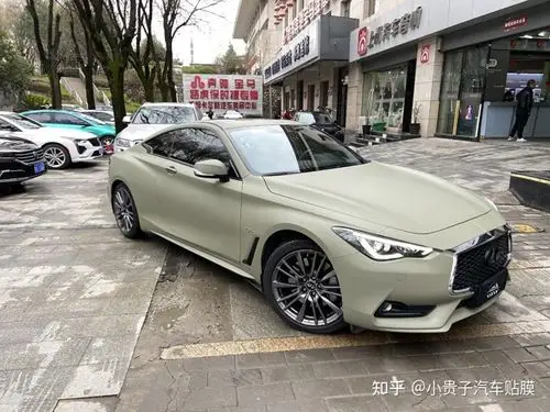 英菲尼迪全车哑光卡其绿网友这车型和颜色完美搭配